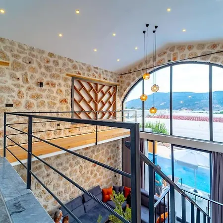Artemis Ozel Havuzlu Ve Jakuzili Kaş