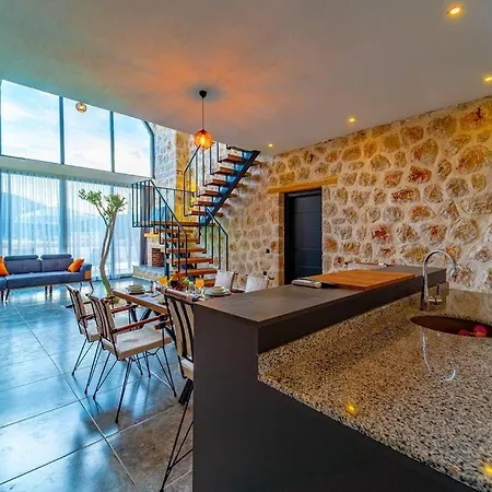 Villa Artemis Ozel Havuzlu Ve Jakuzili Kaş