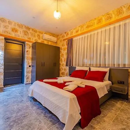 Villa Artemis Ozel Havuzlu Ve Jakuzili *