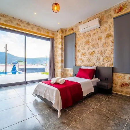 Artemis Ozel Havuzlu Ve Jakuzili Villa *